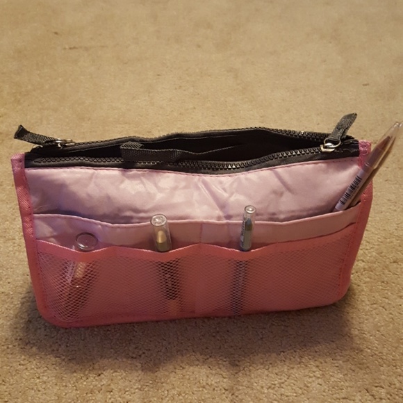unknown Other - 💥MUST BUNDLE💥!  New Pink Travel purse Organizer with zip pockets